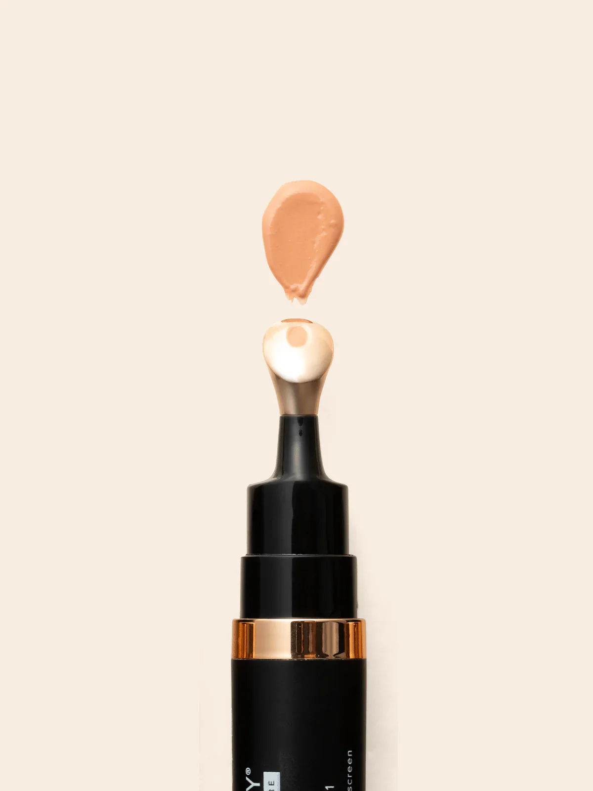 ✨ Luminous Eye Corrector SPF 41 - Your Multitasking Eye Cream✨