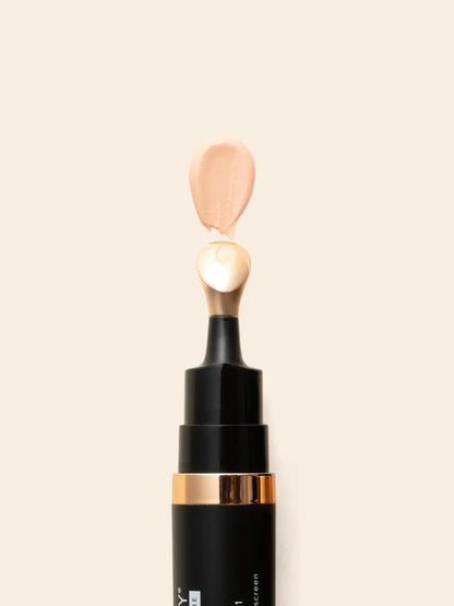 ✨ Luminous Eye Corrector SPF 41 - Your Multitasking Eye Cream✨