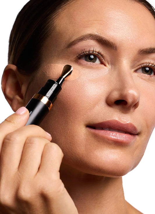 ✨ Luminous Eye Corrector SPF 41 - Your Multitasking Eye Cream✨